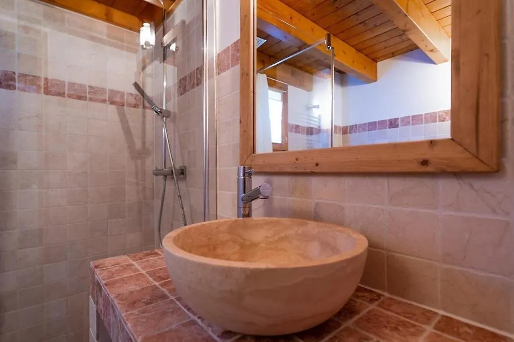 Le Dahu - 8-Kamer Chalet + Sauna & Bar 14 Personen Landry